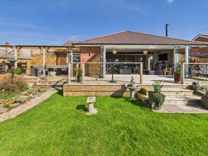 Rear- click for photo gallery